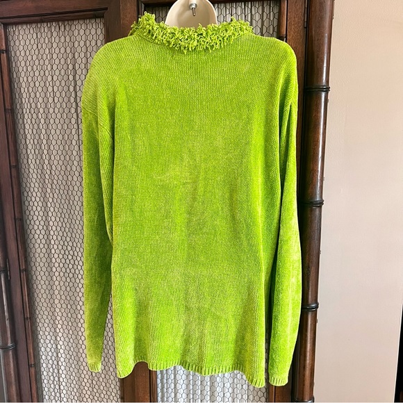 Lisa International Sweater - Picture 4 of 6